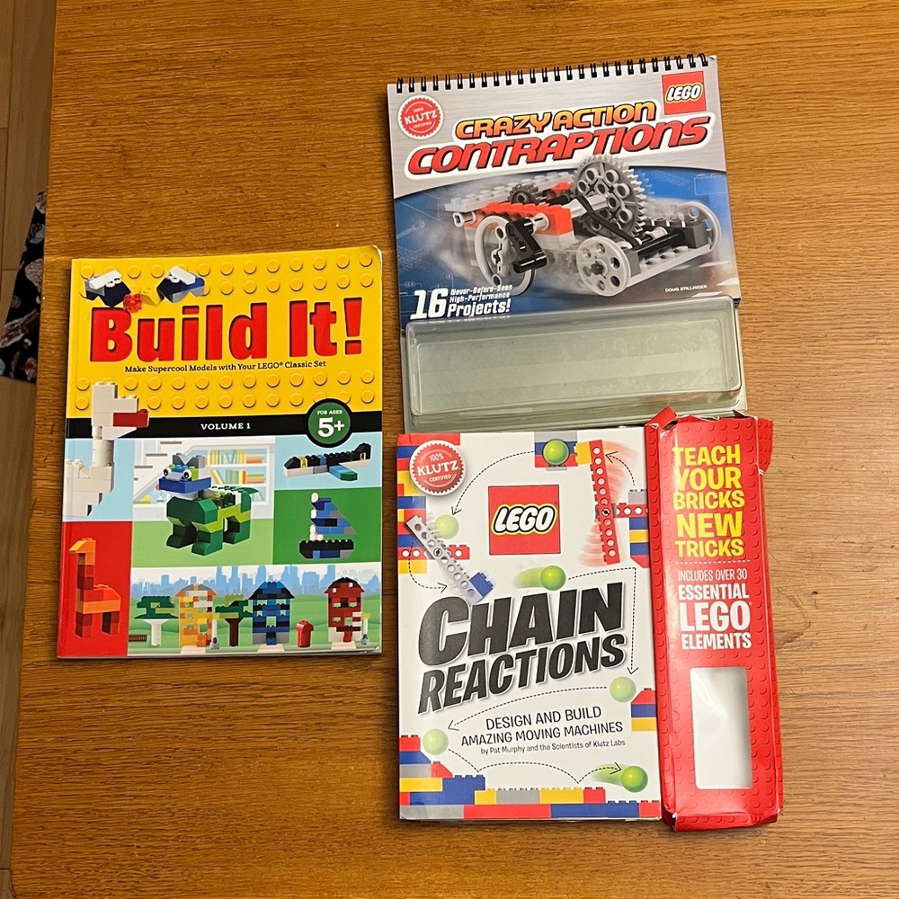 3 LEGO building books